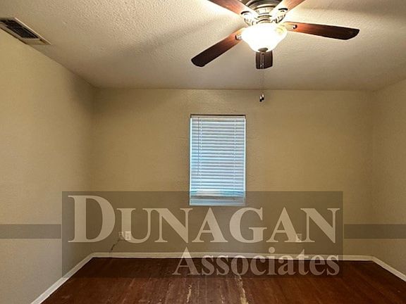 4th image of 311 S Alameda St #1