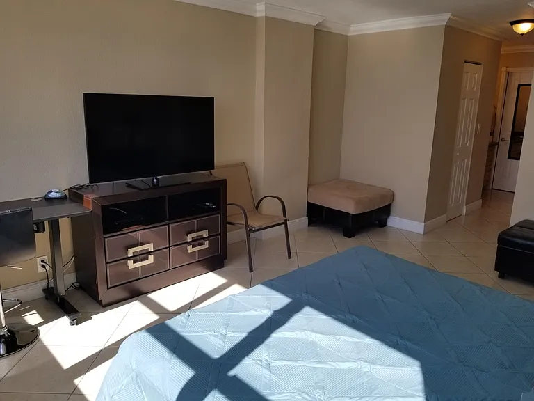 2101 S Ocean Dr #1712 — Photo 15