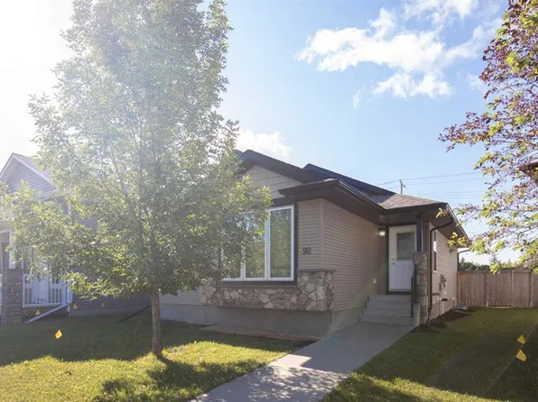 92 N Ireland Cres, Red Deer, AB T4R 3K7
