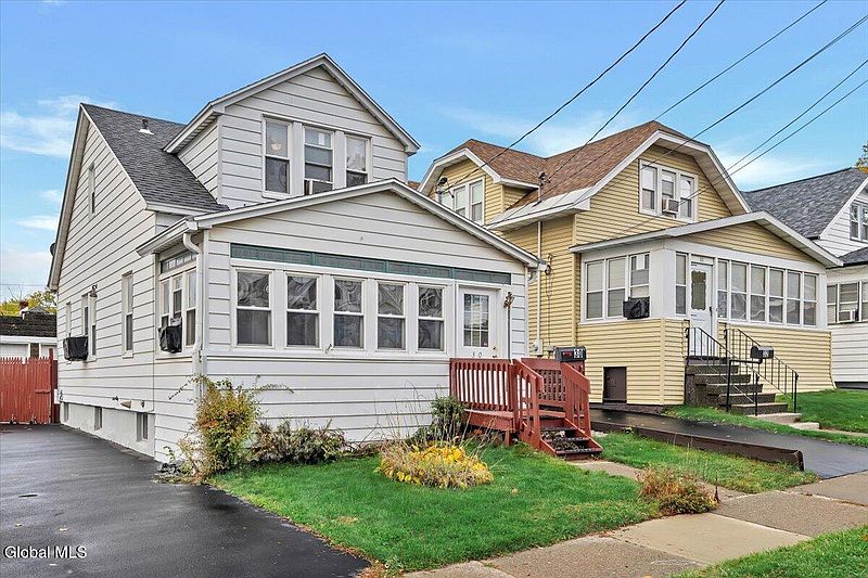 2nd image of 30 Bonheim Street