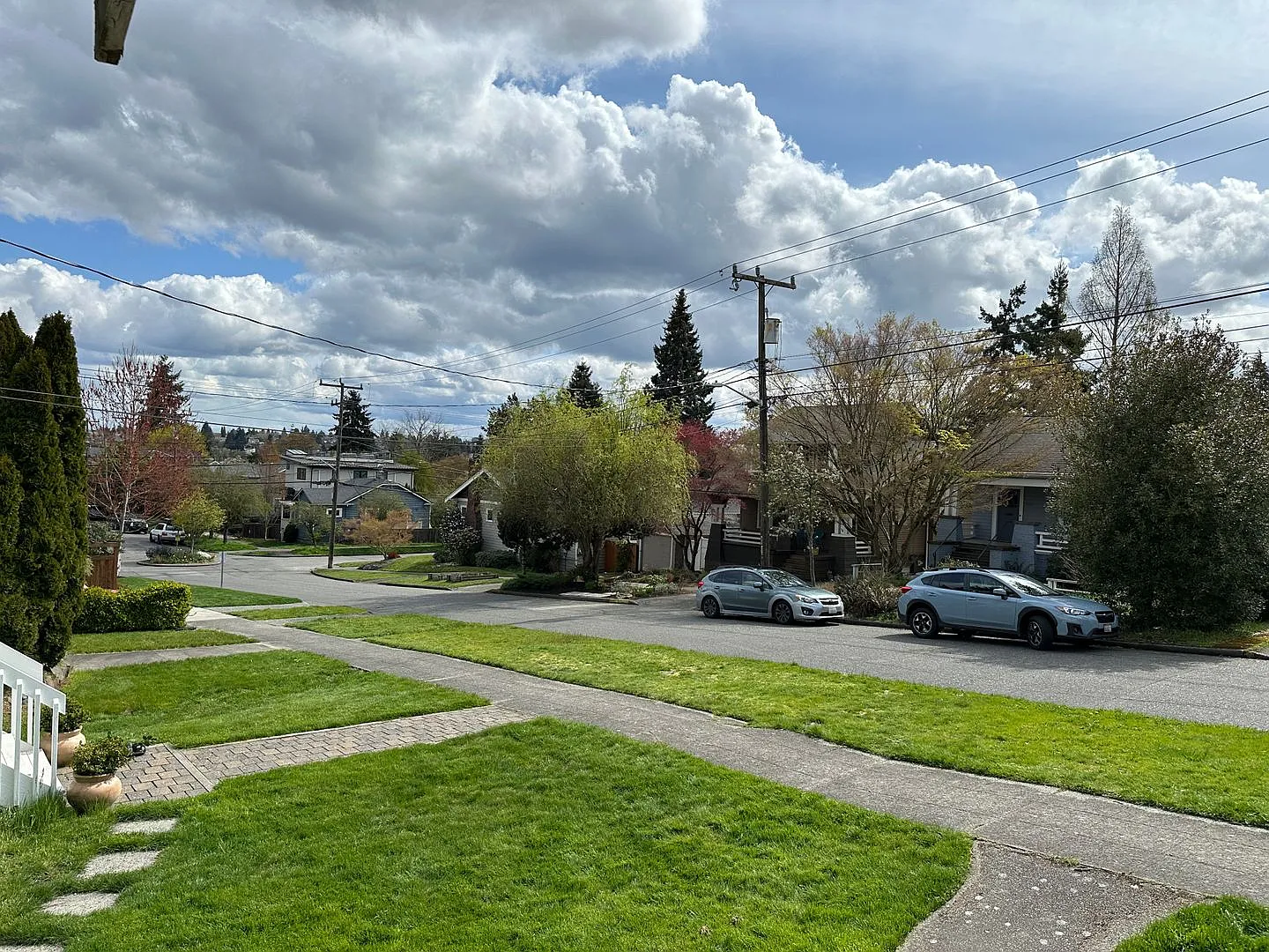 Charming 4-Bedroom Home in Phinney Ridge. Pets welcome! — Photo 2