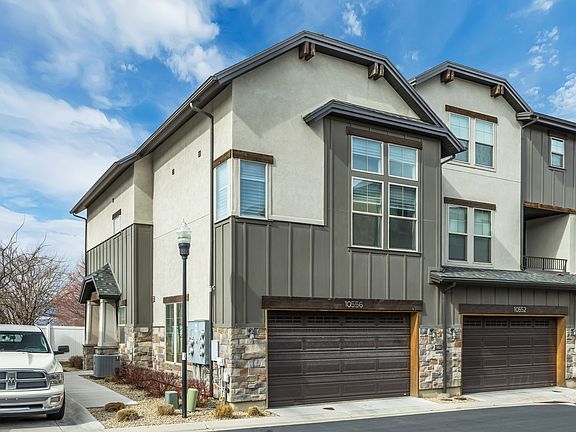 3rd image of 10556 S Sandy Sage Way