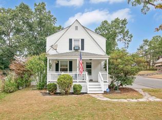 151 Hollister St, Manchester, CT 06042