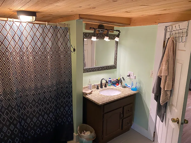 384 Union St #3 — Photo 9