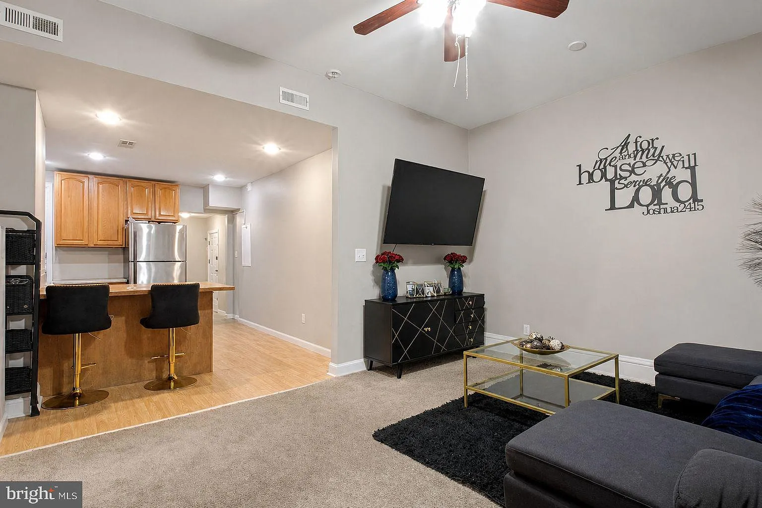 3 bed, 1.0 bath, 1100 sqft, $1,575 — Photo 3