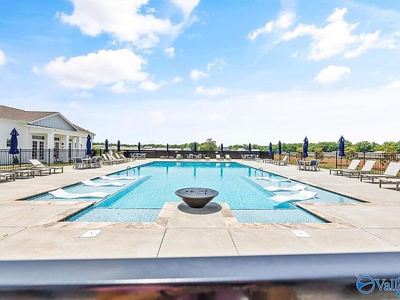 4th image of 238 Arcadian Way