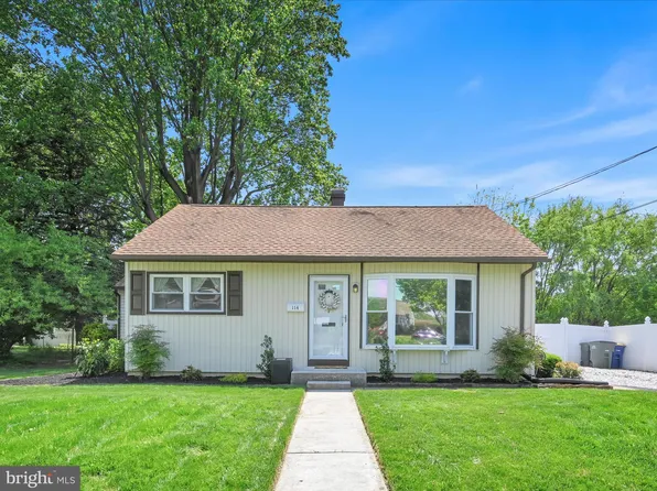 114 Cumberland Dr, Camp Hill, PA 17011