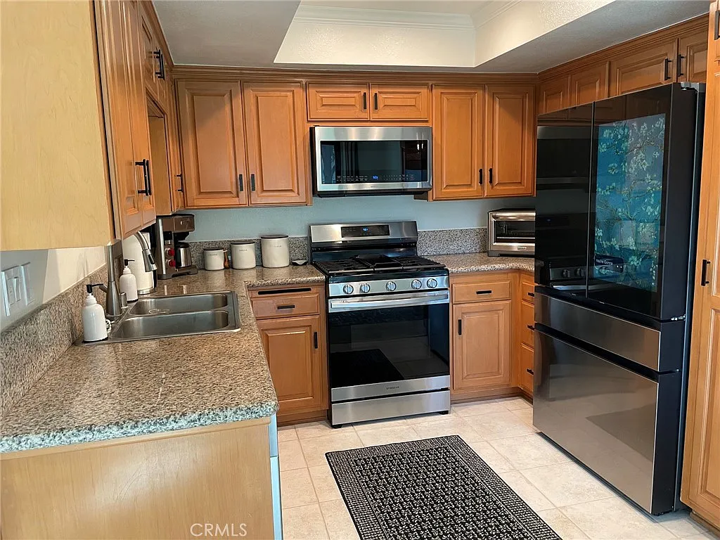 2 bed, 958 sqft, $3,495 — Photo 1