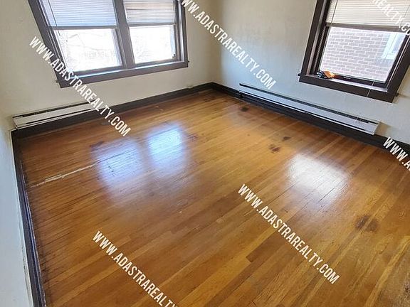 5th image of 1125 W 40th St #3E