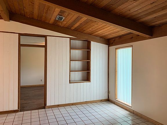 4th image of 116 Harmony Pl #4
