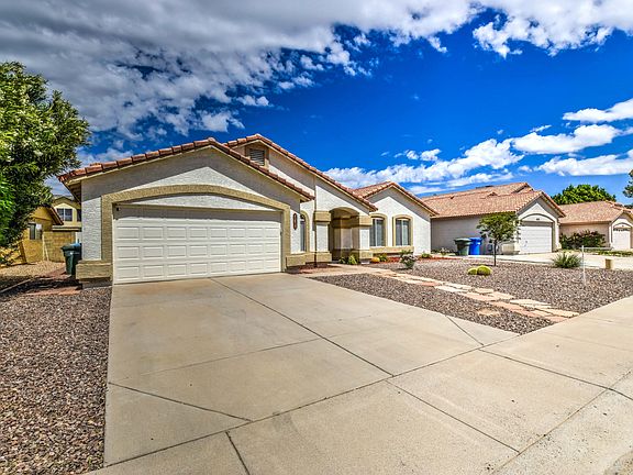 2nd image of 4218 E Windsong Dr