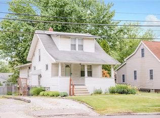 958 Brittain Rd, Akron, OH 44305