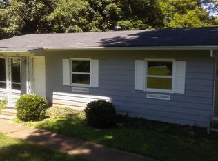 8205 Phlox Ln, Knoxville, TN 37919