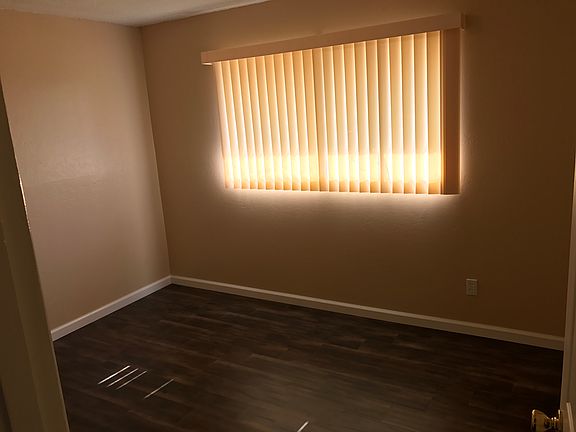 4th image of 7060 Buchanan Ave