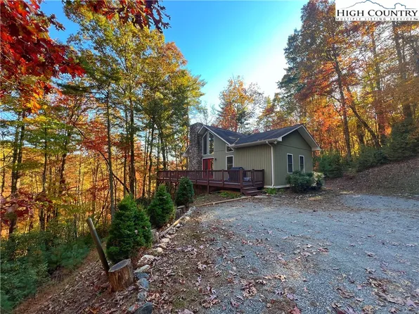 231 Laurel Drive, Purlear, NC 28665