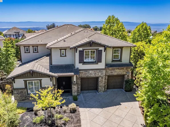 260 Carrick Cir, Hayward, CA 94542