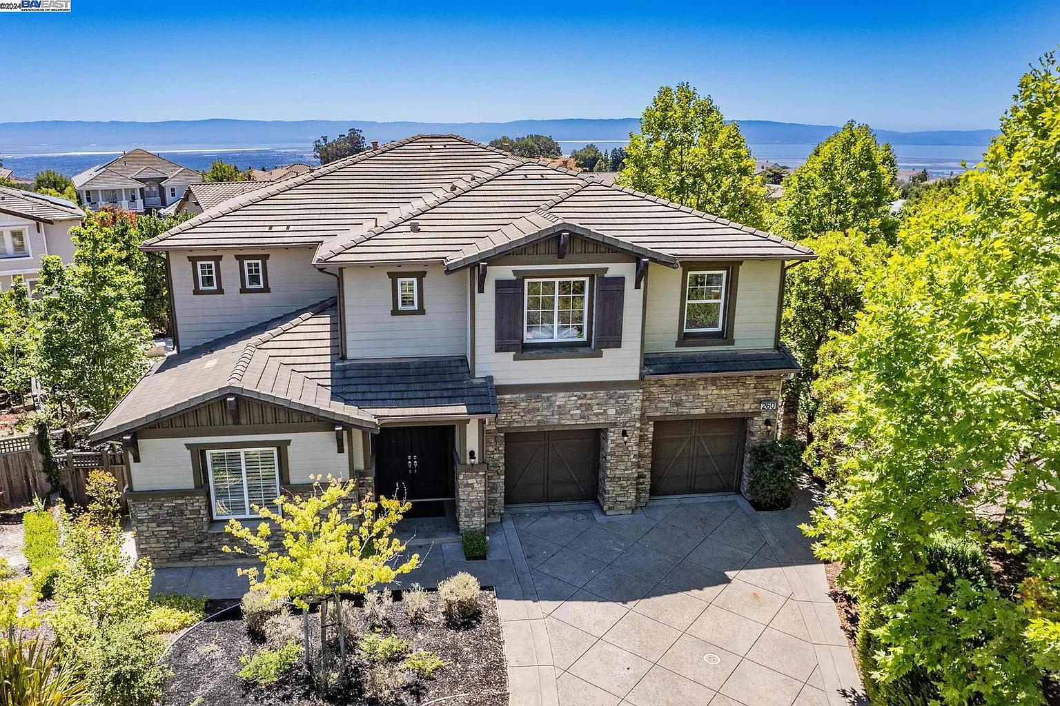 260 Carrick Cir photo 1