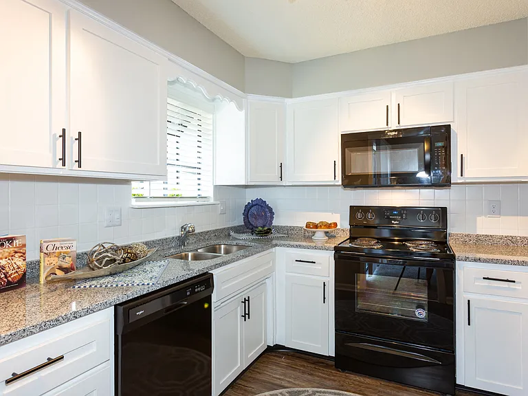 Barrington Park Townhomes — Photo 21