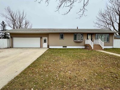 502 7th Ave SE, Stanley, ND, 58784