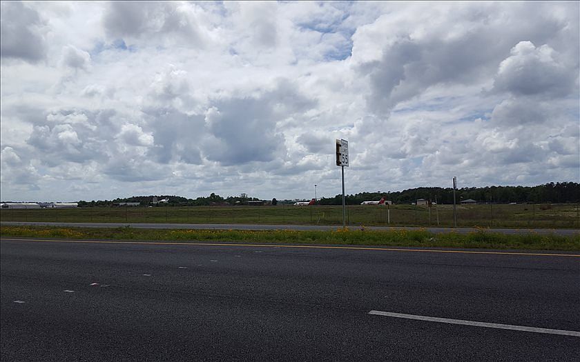 2nd image of 2937 E Us Highway 90