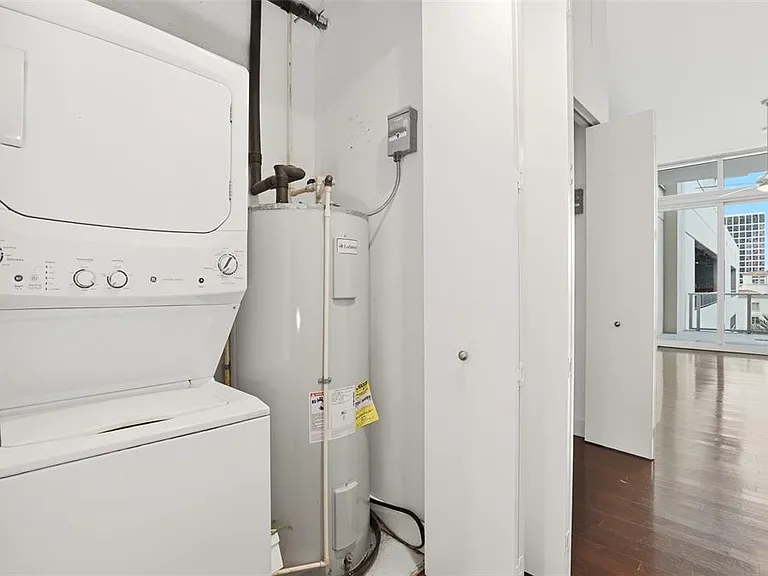 150 E Robinson St #622 — Photo 11