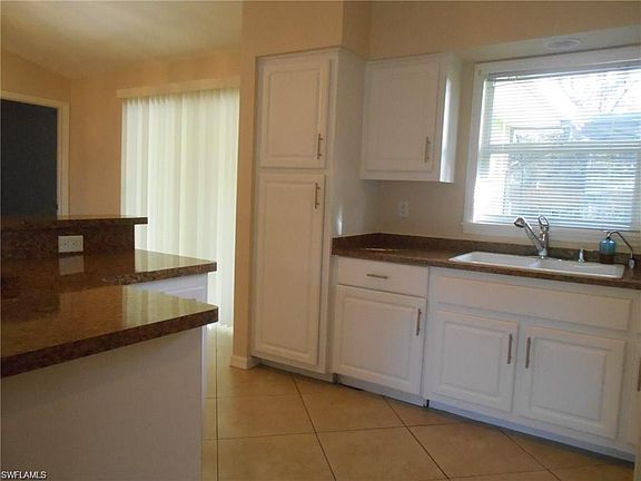 4th image of 7 SE 14th Ct