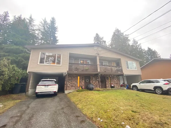 449 Mundy St, Coquitlam, BC V3K 5N2