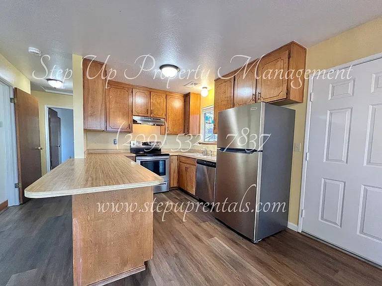 20356 Honey Ln — Photo 5