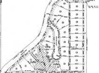 32 Carter Blvd #B, Jasper, IN 47546