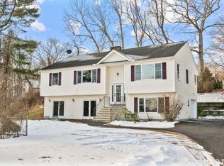 72 Congress Avenue, Shelton, CT 06484