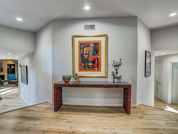 3rd image of 6219 Shadycliff Dr