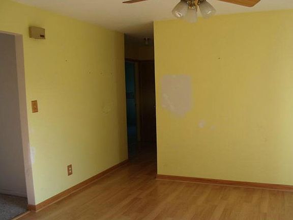 5th image of 2301 NW Tamara Dr