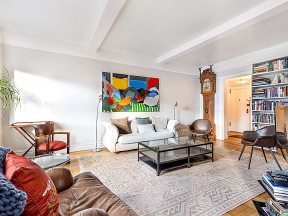2nd image of 710 W End Ave #9B