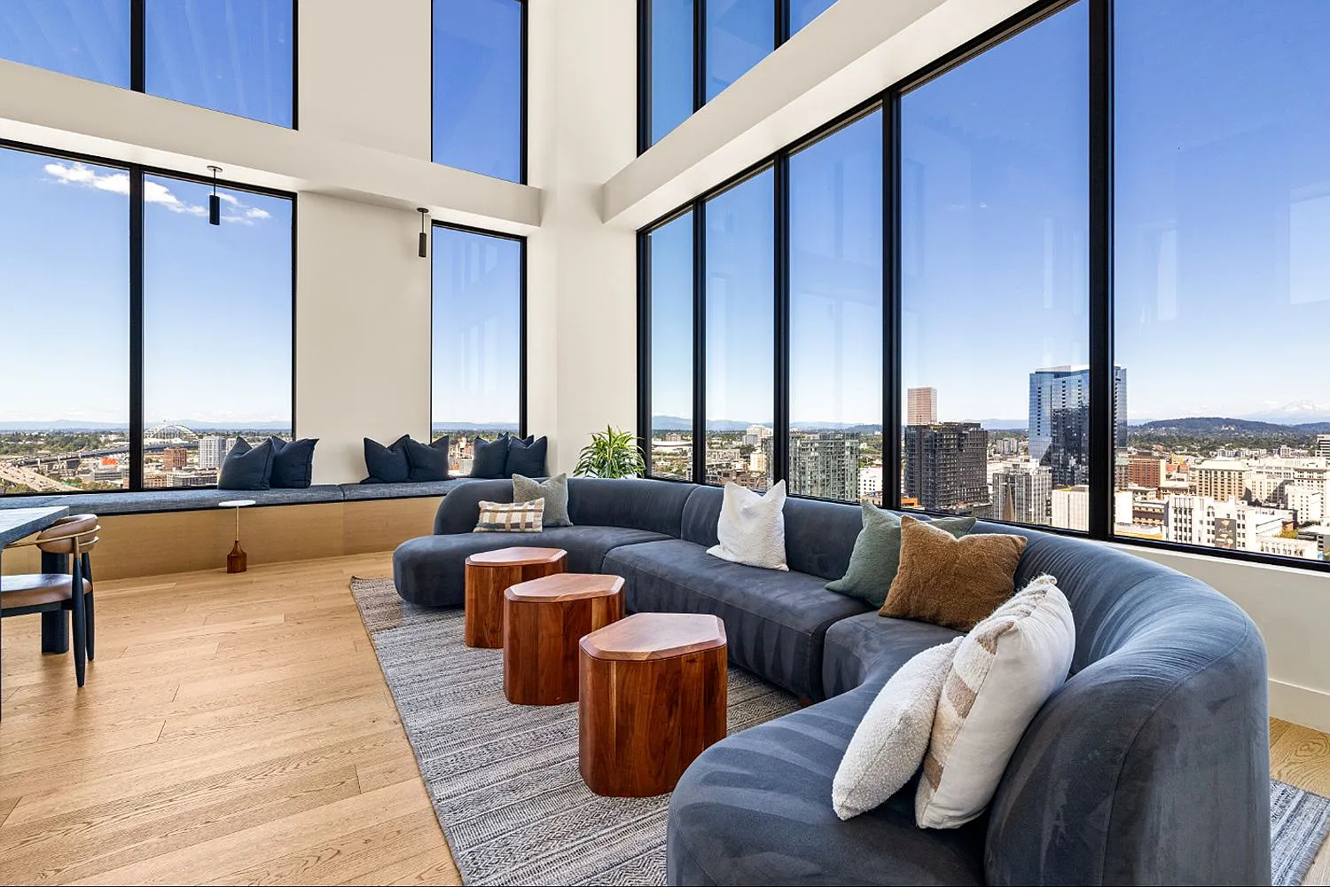 Byline Apartments — Photo 3