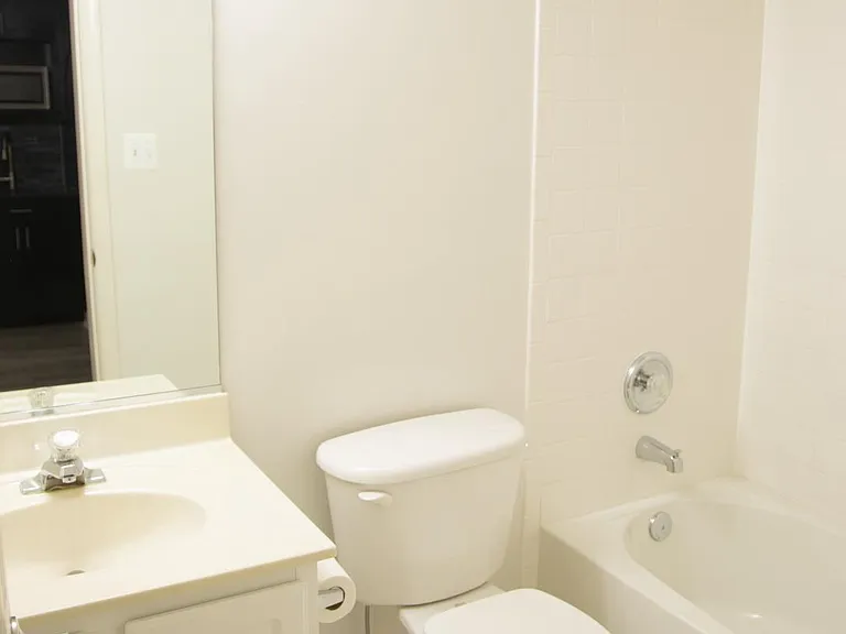 3347 Wilton Crest Ct — Photo 26