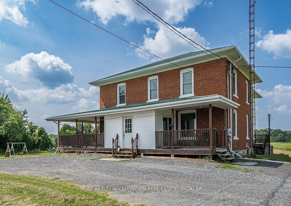 1st image of 595 Craigen Rd