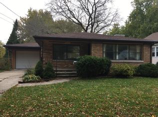 1332 Porlier St, Green Bay, WI 54301