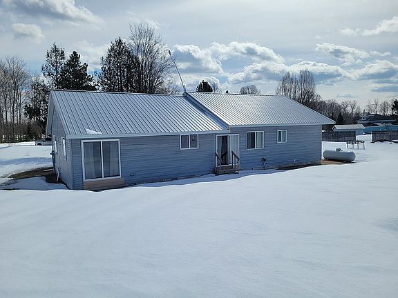 4th image of 15715 Forest R1 Rd