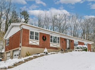 698 Cedar Knolls Ct, Cincinnati, OH 45230