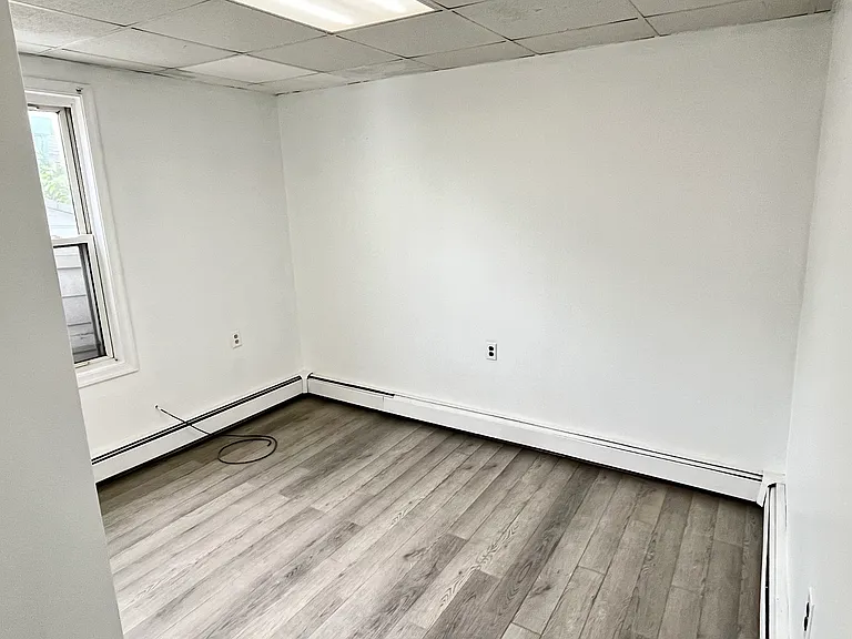 10 E Carroll St — Photo 5