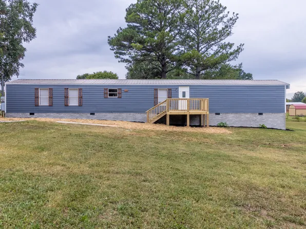 180 E Vann Cir, Chatsworth, GA 30705