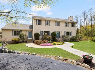 6 Country Rd, Warren, RI 02885
