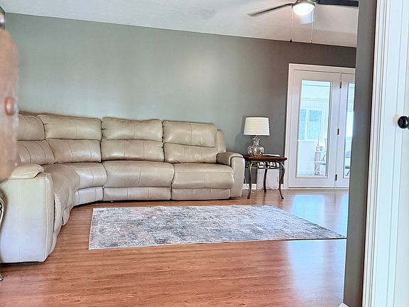 5th image of 1141 Danville Rd