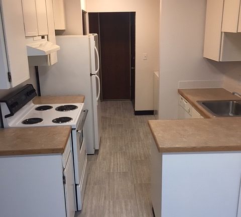 3rd image of 2187 NW Mast Pl APT B