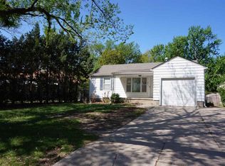 737 S Bluff Ave, Wichita, KS 67218