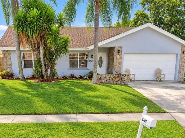 2707 Starwood Cir, West Palm Beach, FL 33406