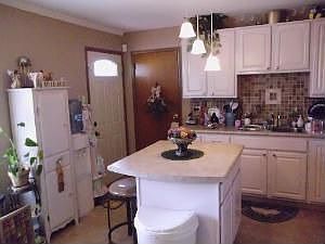 5th image of 510 E Maple Dr
