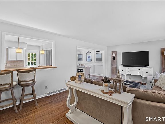 5th image of 52 Kirk Road