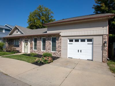 116 W Broadway St, Etna Green, IN, 46524