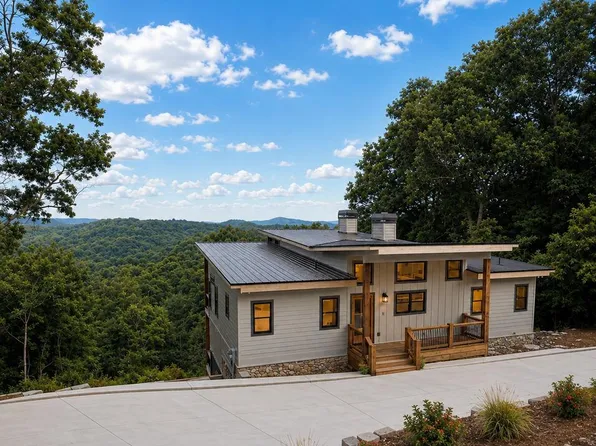 216 Old Orchard Rd, Ellijay, GA 30536